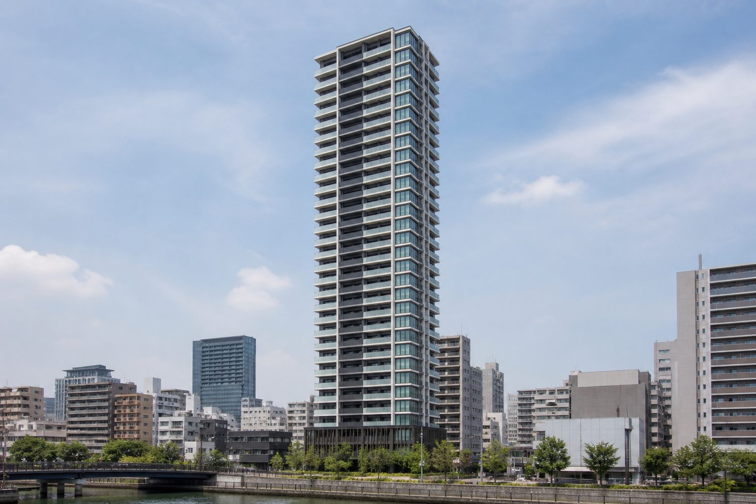 プレミストタワー靱本町の外観イメージ