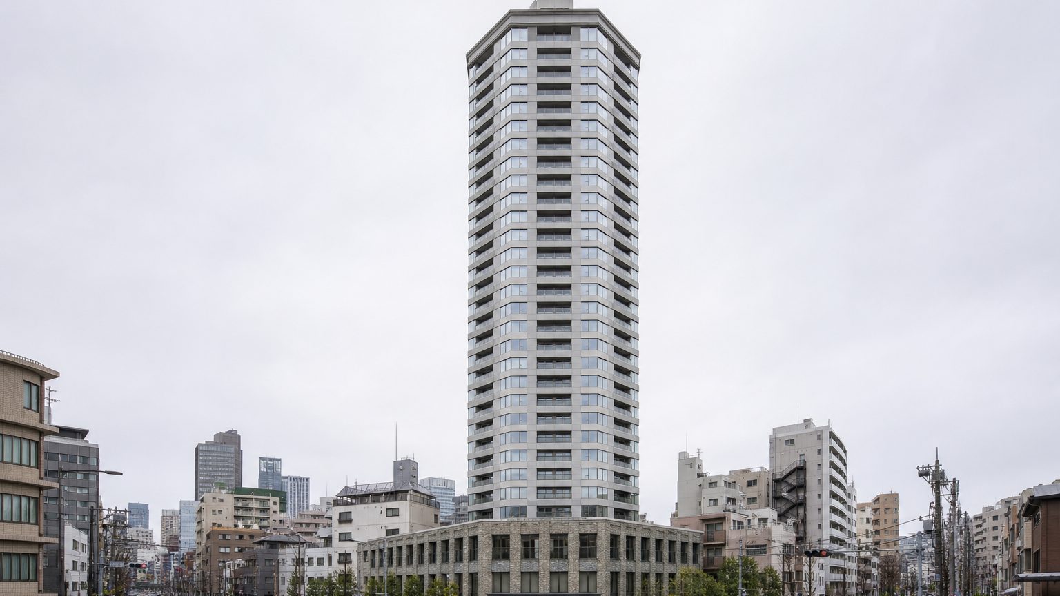プラウドタワー東池袋ステーションアリーナの外観イメージ